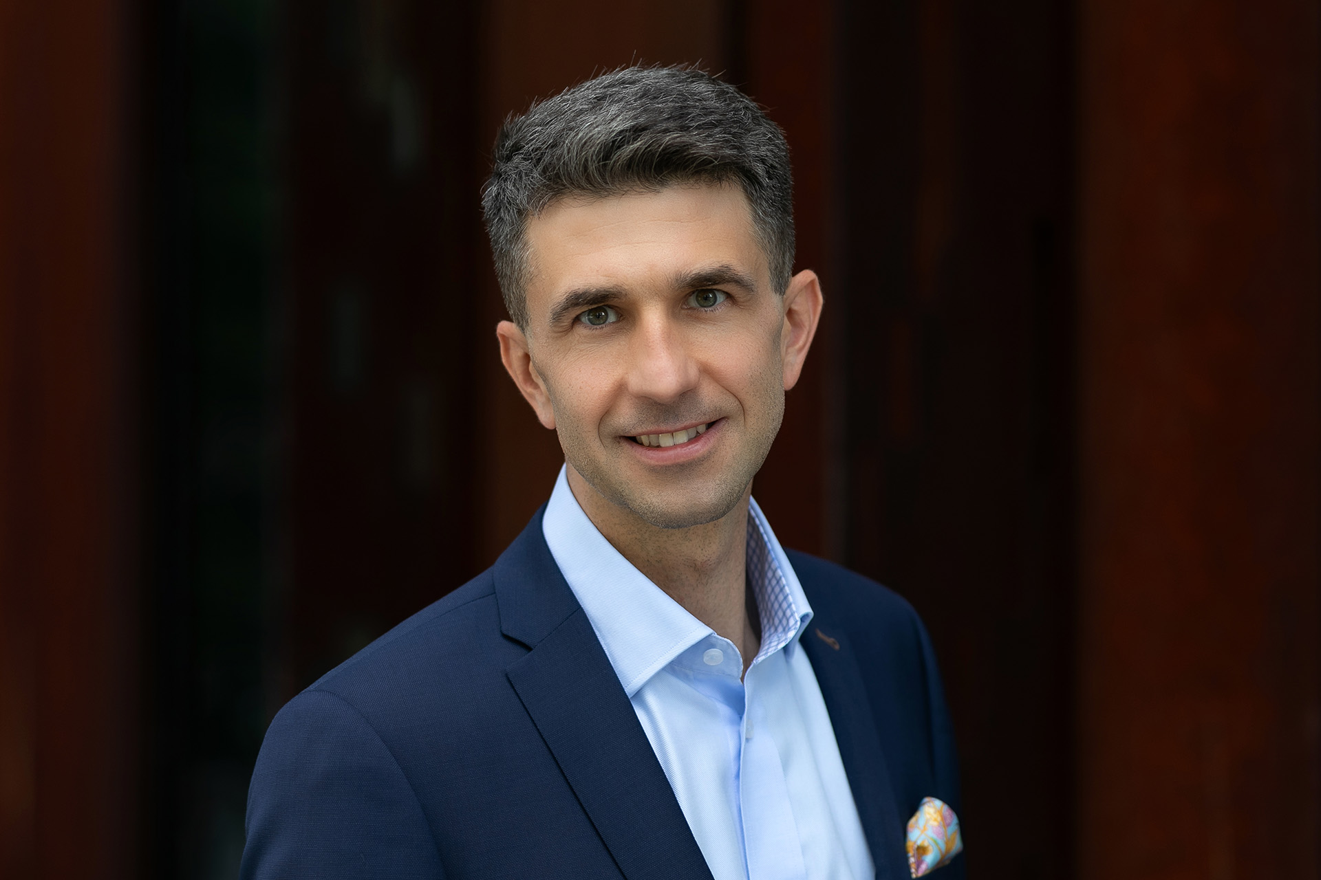 Filip Raciborski – Prodziekan ds. Zdrowia Publicznego Wydziału Nauk o Zdrowiu Warszawskiego Uniwersytetu Medycznego, zdjęcie portretowe